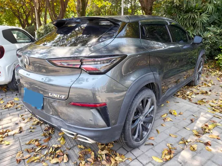 2020 ChangAn UNI-T 1.5T 180HP L4 7DCT,autocango,china used car exporter,china ev exporter,chinese used car exporter,chinese used ev exporter