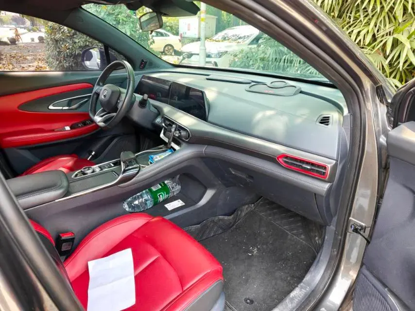 2020 ChangAn UNI-T 1.5T 180HP L4 7DCT,autocango,china used car exporter,china ev exporter,chinese used car exporter,chinese used ev exporter