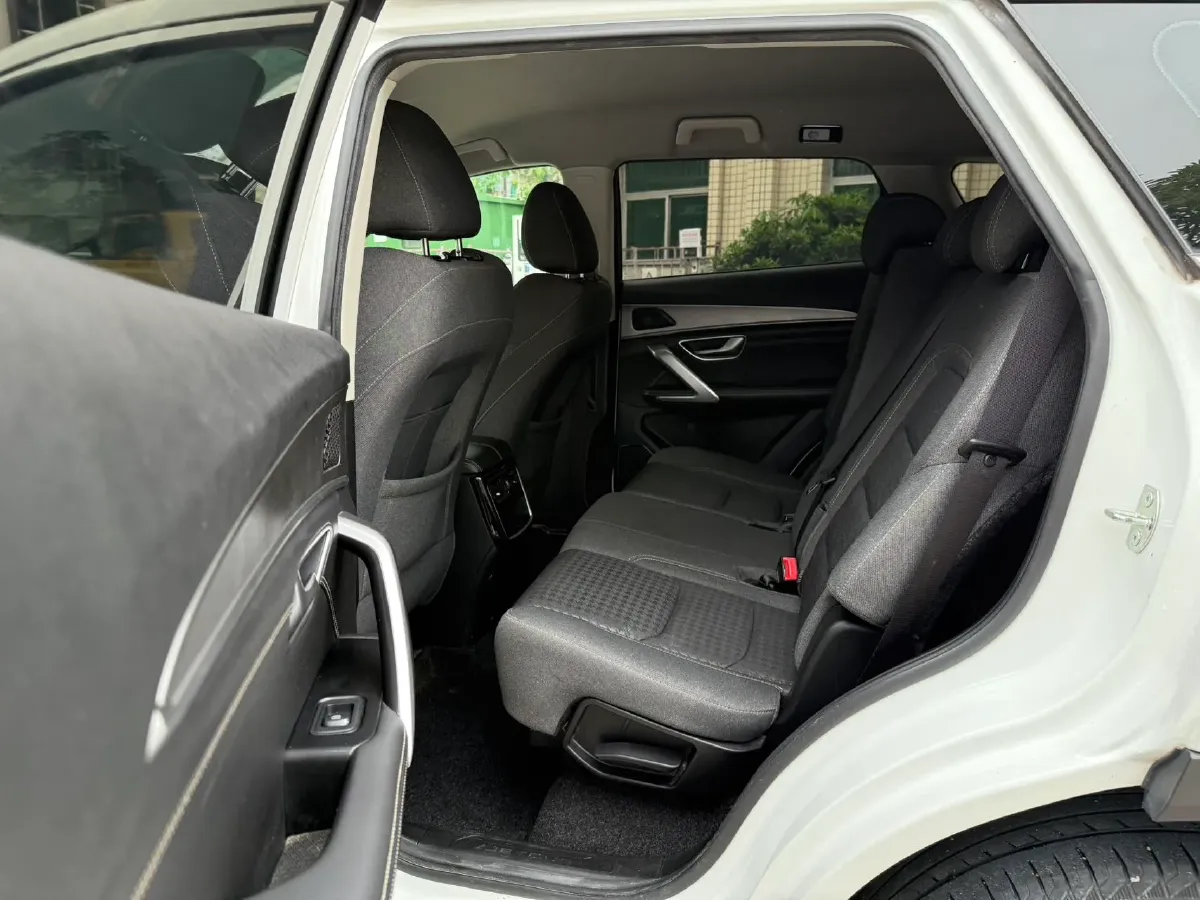 2021 Jetour X70 Plus 1.6T 197HP L4 7DCT,autocango,china used car exporter,china ev exporter,chinese used car exporter,chinese used ev exporter