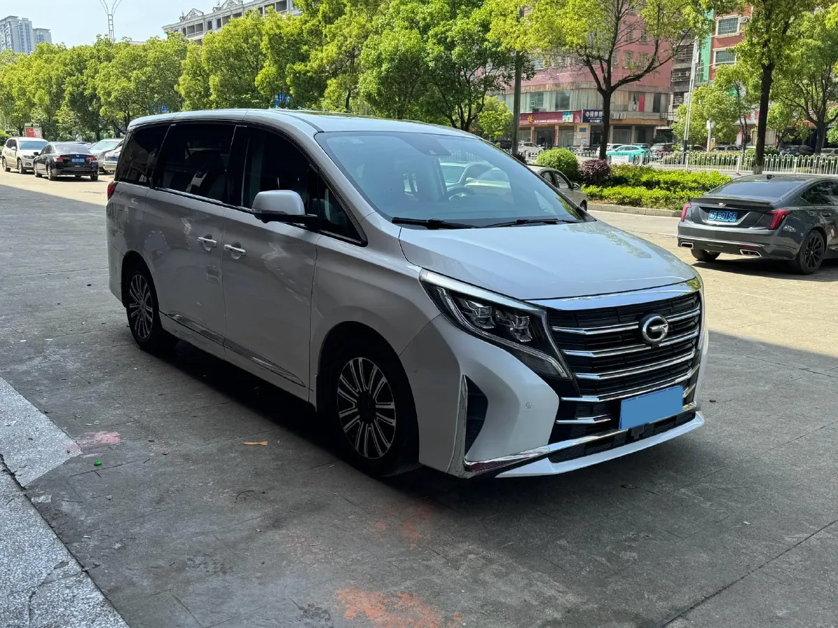 2021 GAC Trumpchi M8 2.0T 252HP L4 8AT,autocango,china used car exporter,china ev exporter,chinese used car exporter,chinese used ev exporter