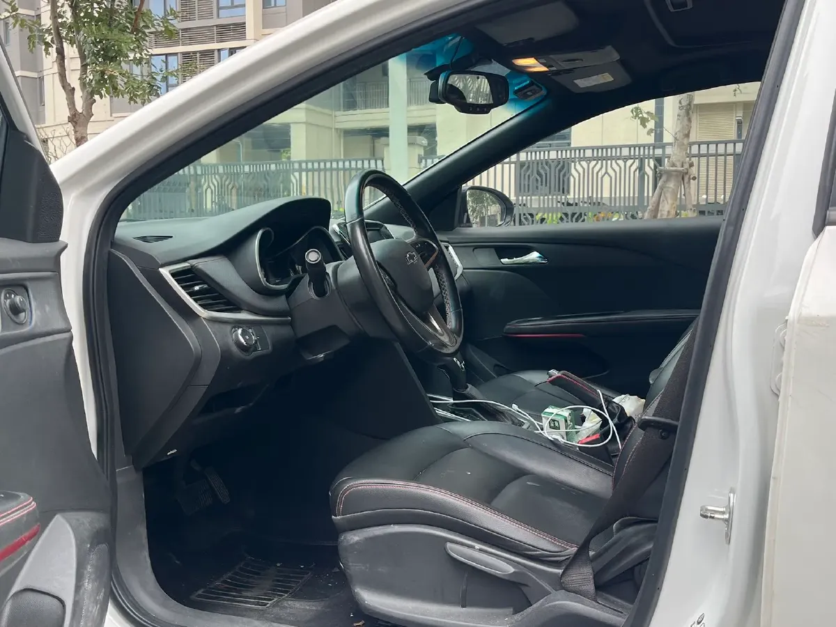 2019 Chevrolet Monza 1.3T 163HP L3 6AT,autocango,china used car exporter,china ev exporter,chinese used car exporter,chinese used ev exporter