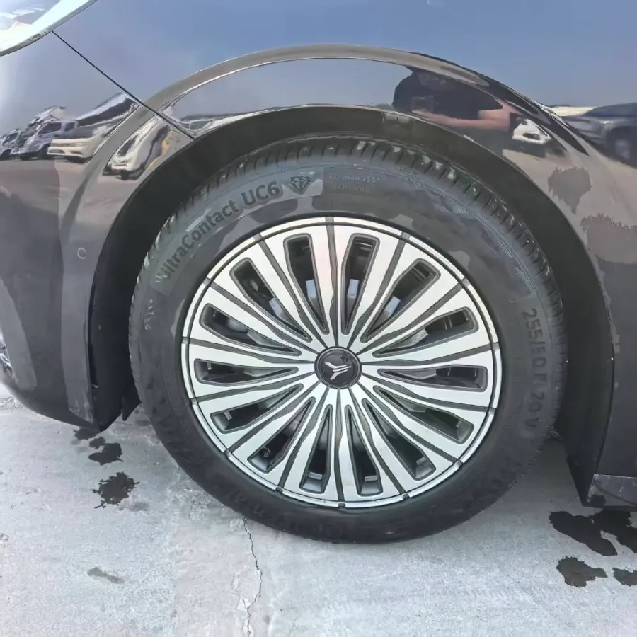 2022 Voyah Dream BEV 82KWH,autocango,china used car exporter,china ev exporter,chinese used car exporter,chinese used ev exporter