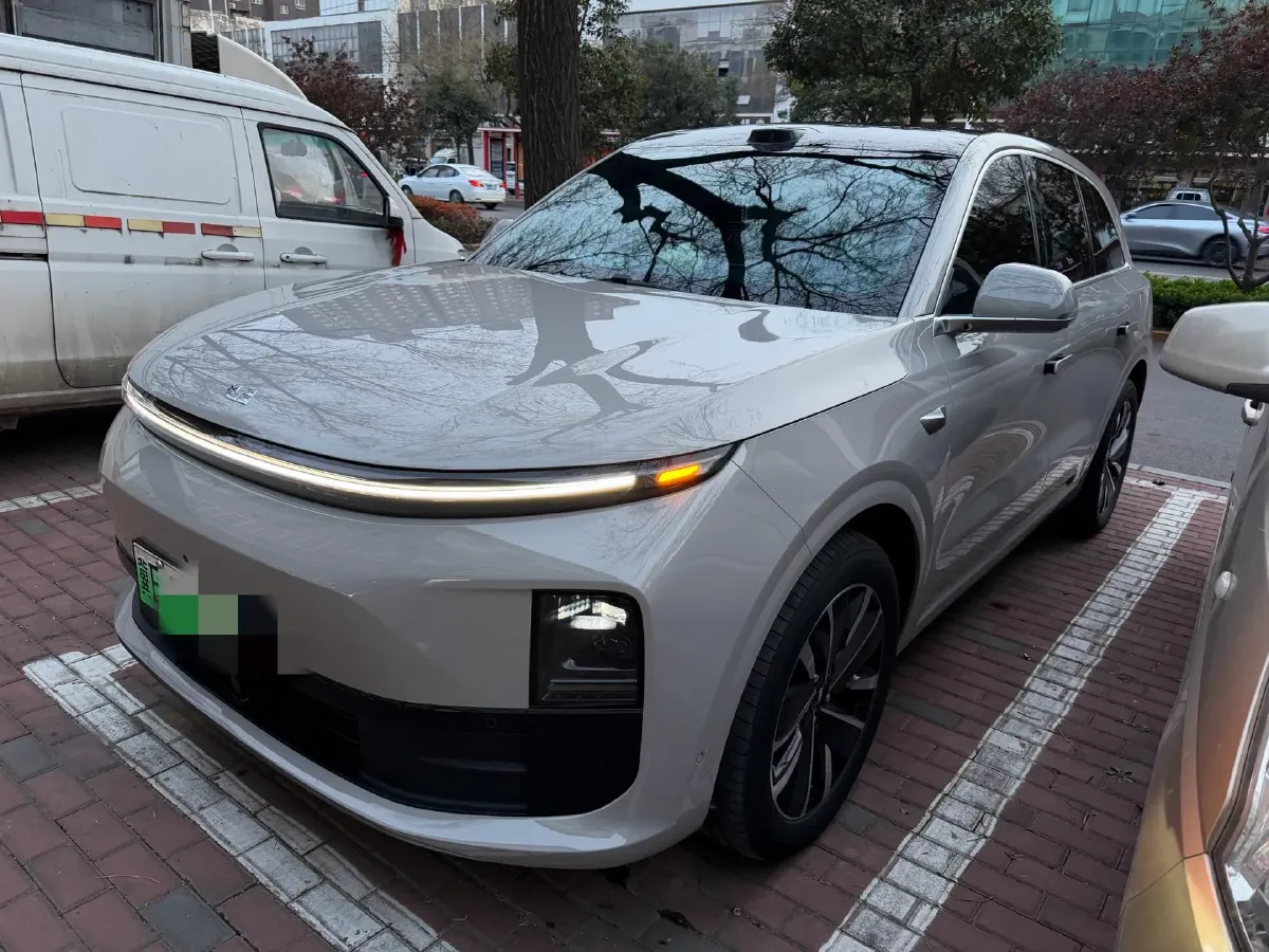 2024 Li L6 Range Extended 154HP L4 REEV 36.8KWH,autocango,china used car exporter,china ev exporter,chinese used car exporter,chinese used ev exporter
