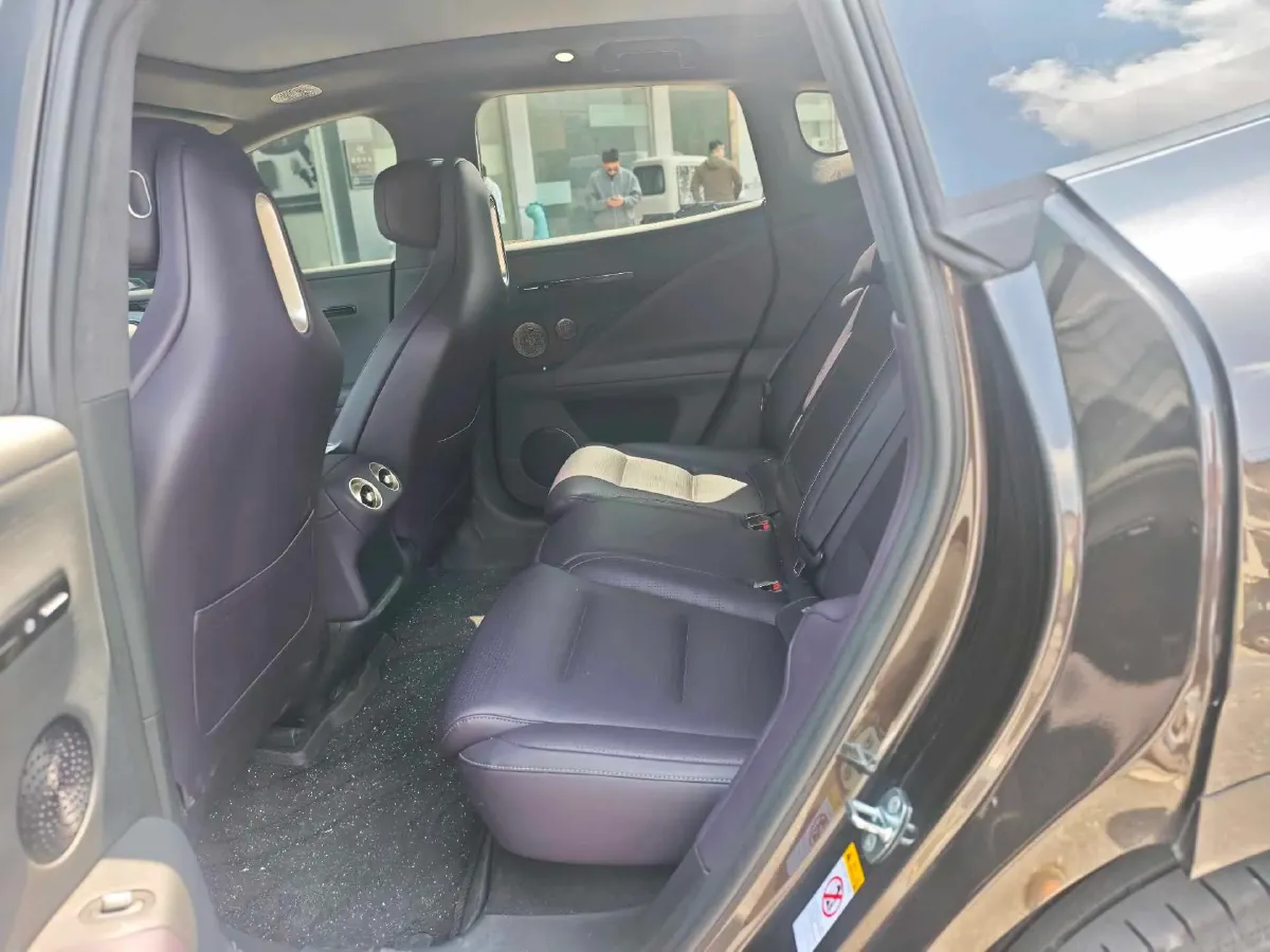 2024 Avatr 07 1.5T 156HP L4 REEV 39.05KWH,autocango,china used car exporter,china ev exporter,chinese used car exporter,chinese used ev exporter