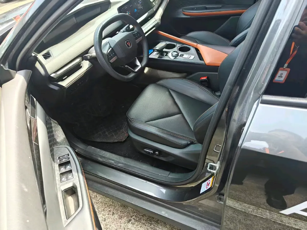 2023 ChangAn UNI-V iDD 1.5T 170HP L4 6TCT PHEV 18.4KWH,autocango,china used car exporter,china ev exporter,chinese used car exporter,chinese used ev exporter