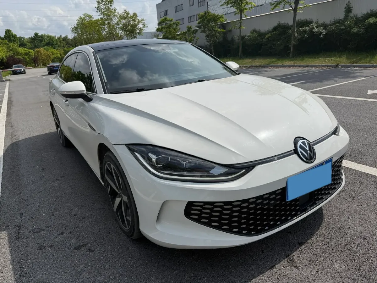 2023 Volkswagen Lamando 1.4T 150HP L4 7DCT,autocango,china used car exporter,china ev exporter,chinese used car exporter,chinese used ev exporter