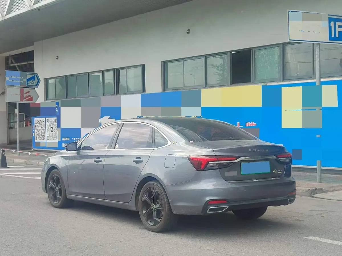 2020 Roewe i6 MAX 1.5T 169HP L4 AMT PHEV,autocango,china used car exporter,china ev exporter,chinese used car exporter,chinese used ev exporter