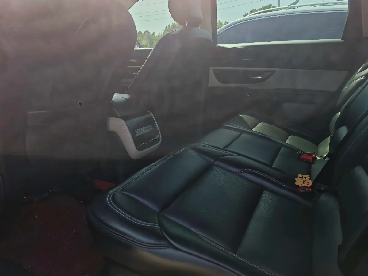 2023 Lincoln Nautilus 2.0T 261HP L4 8AT,autocango,china used car exporter,china ev exporter,chinese used car exporter,chinese used ev exporter