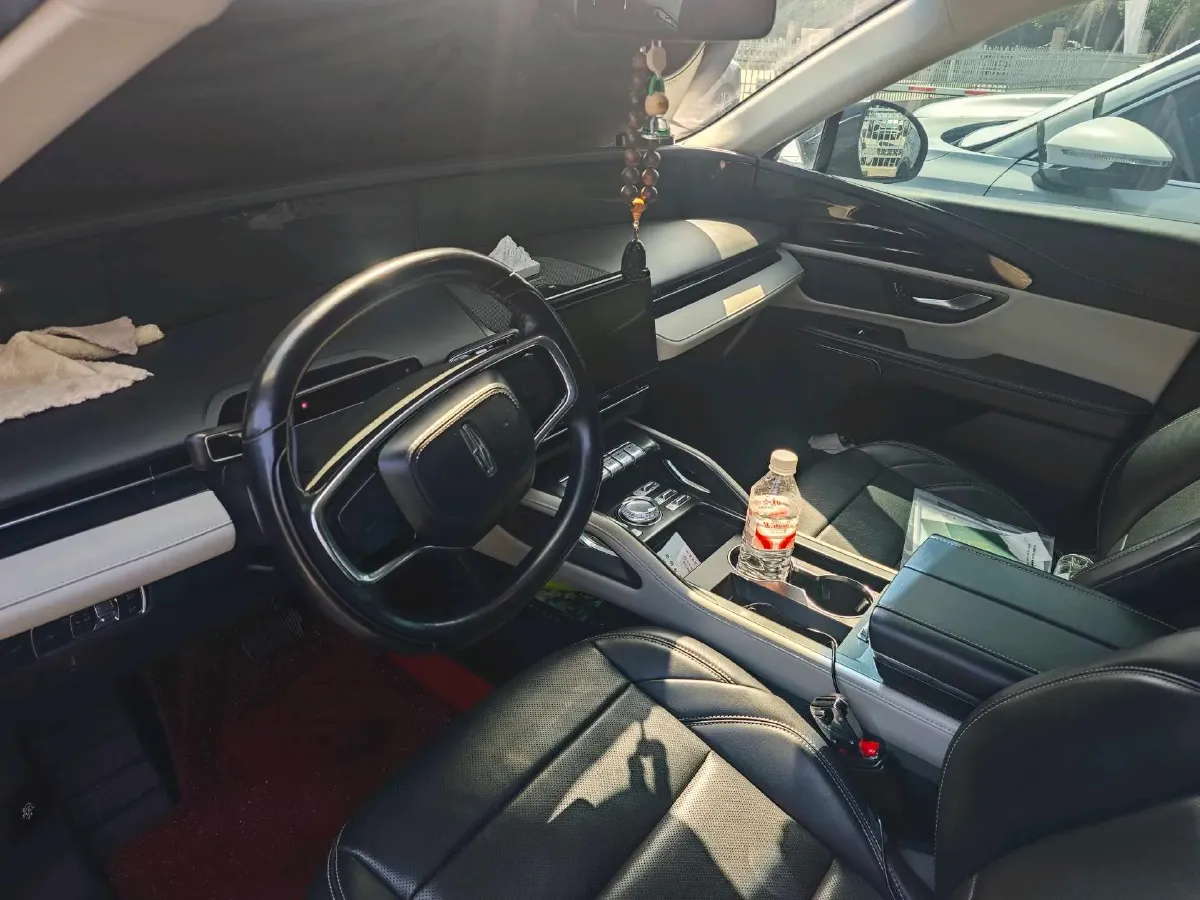 2023 Lincoln Nautilus 2.0T 261HP L4 8AT,autocango,china used car exporter,china ev exporter,chinese used car exporter,chinese used ev exporter