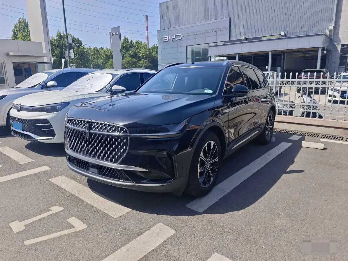 2023 Lincoln Nautilus 2.0T 261HP L4 8AT,autocango,china used car exporter,china ev exporter,chinese used car exporter,chinese used ev exporter
