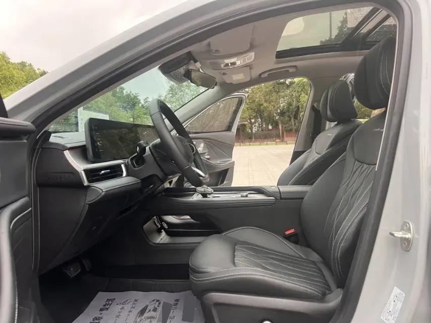 2025 Chery Arrizo 8 1.6T 197HP L4 7DCT,autocango,china used car exporter,china ev exporter,chinese used car exporter,chinese used ev exporter