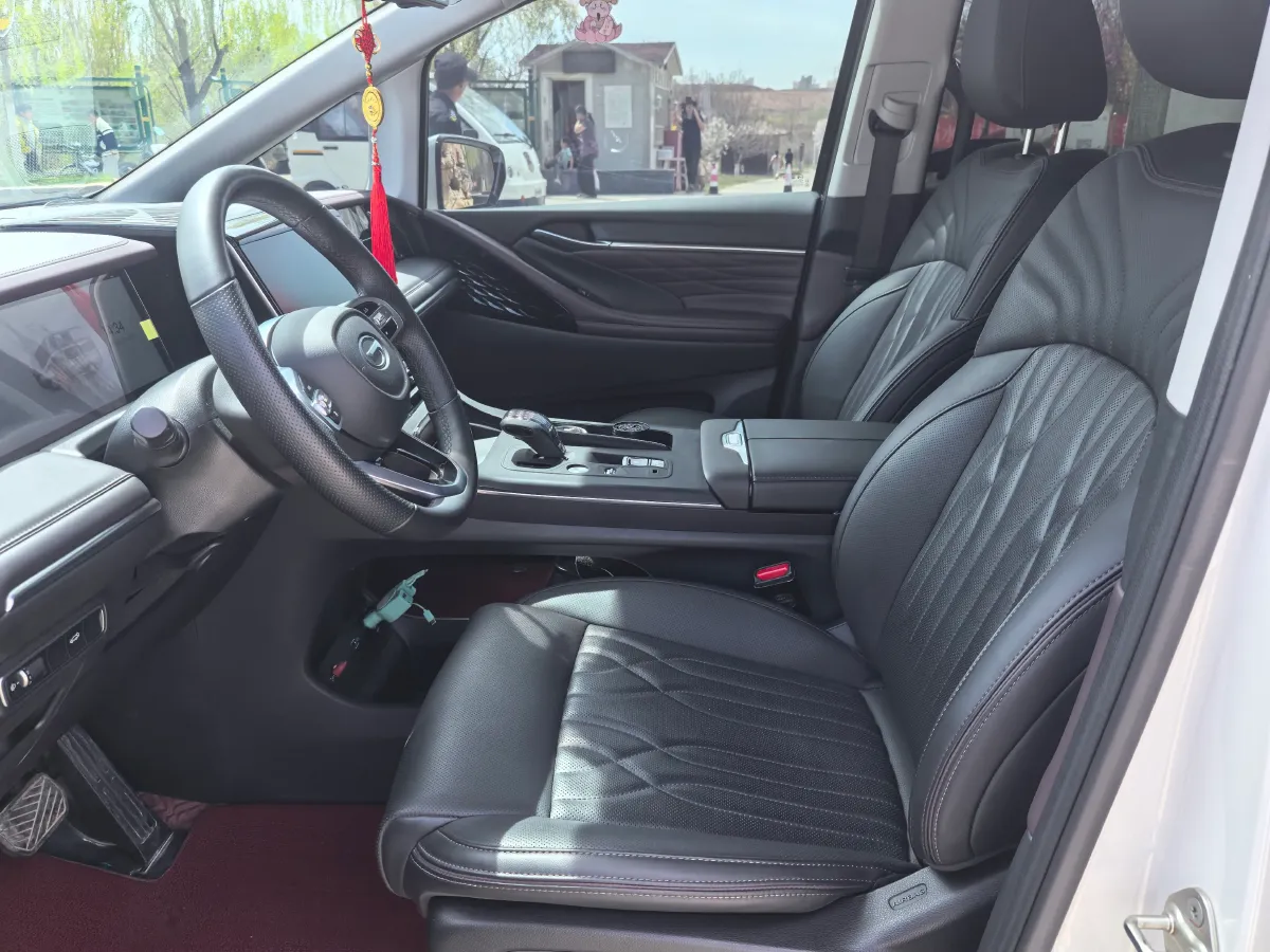 2024 GAC Trumpchi M8 2.0T 252HP L4 8AT,autocango,china used car exporter,china ev exporter,chinese used car exporter,chinese used ev exporter