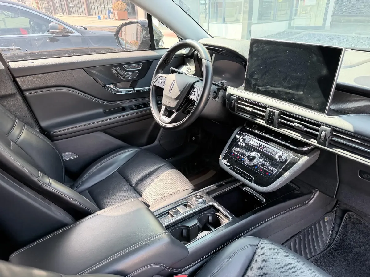 2022 Lincoln Corsair 2.0T 245HP L4 8AT,autocango,china used car exporter,china ev exporter,chinese used car exporter,chinese used ev exporter