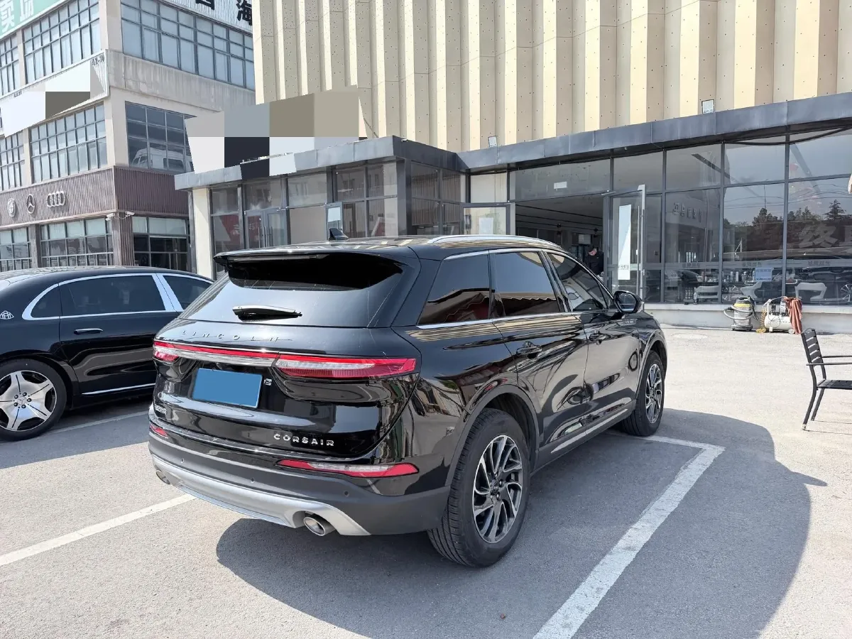 2022 Lincoln Corsair 2.0T 245HP L4 8AT,autocango,china used car exporter,china ev exporter,chinese used car exporter,chinese used ev exporter