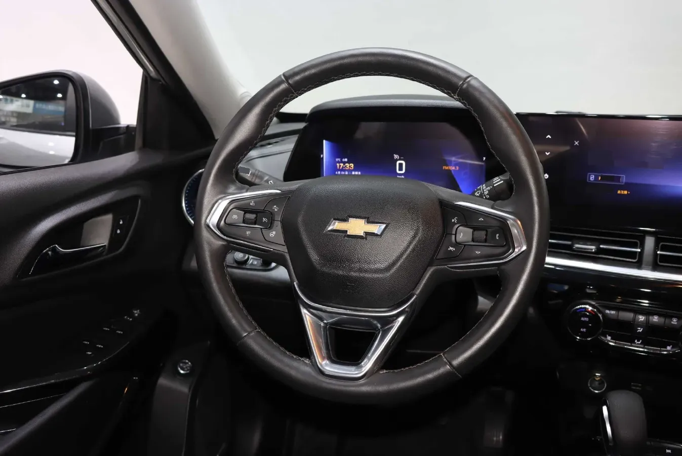 2022 Chevrolet Seeker 1.5T 184HP L4 CVT,autocango,china used car exporter,china ev exporter,chinese used car exporter,chinese used ev exporter