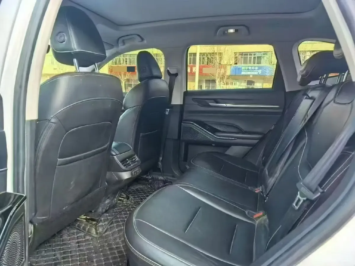 2021 Haval H6 2.0T 211HP L4 7DCT,autocango,china used car exporter,china ev exporter,chinese used car exporter,chinese used ev exporter