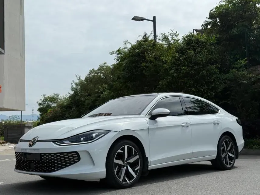 2024 Volkswagen Lamando 1.4T 150HP L4 7DCT,autocango,china used car exporter,china ev exporter,chinese used car exporter,chinese used ev exporter