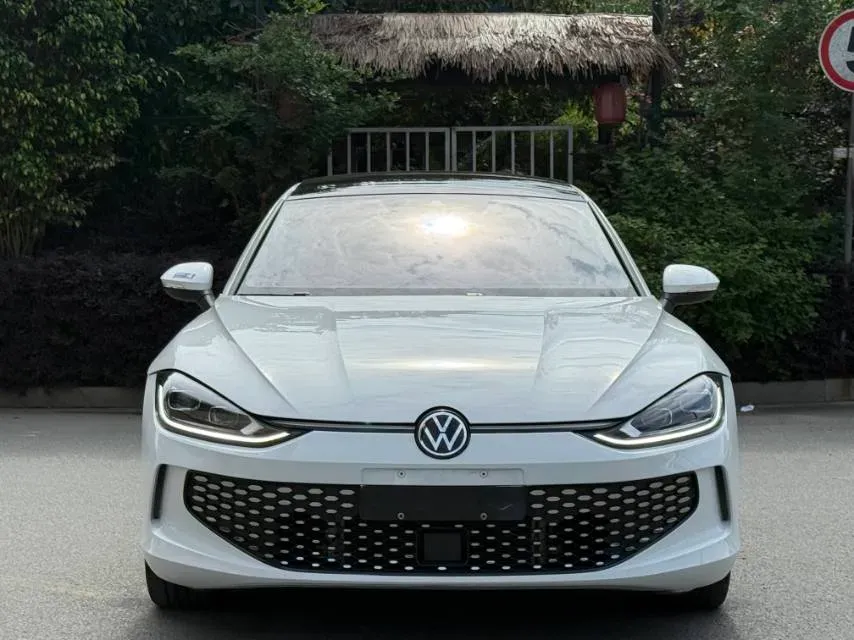 2024 Volkswagen Lamando 1.4T 150HP L4 7DCT,autocango,china used car exporter,china ev exporter,chinese used car exporter,chinese used ev exporter