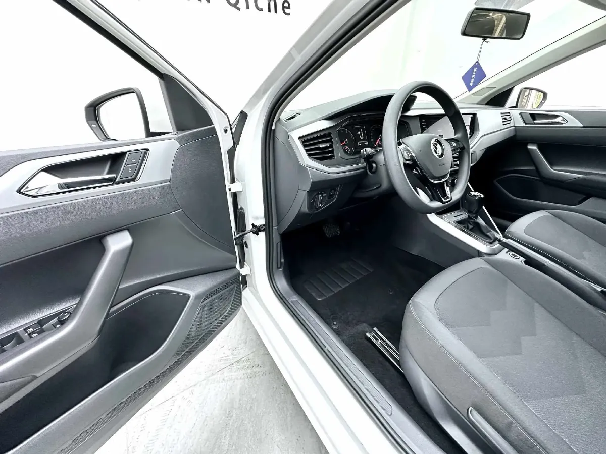 2021 Bestune T55 1.5T 169HP L4 7DCT,autocango,china used car exporter,china ev exporter,chinese used car exporter,chinese used ev exporter