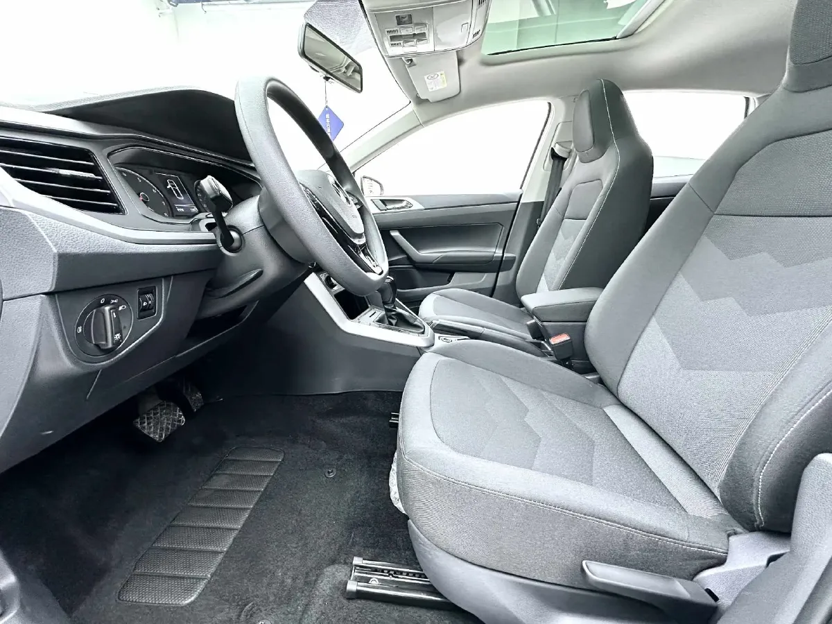 2021 Bestune T55 1.5T 169HP L4 7DCT,autocango,china used car exporter,china ev exporter,chinese used car exporter,chinese used ev exporter