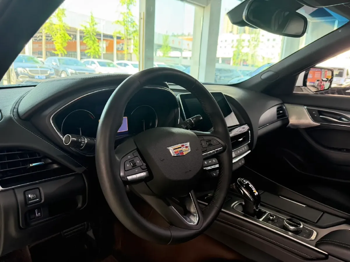 2022 Cadillac CT5 2.0T 237HP L4 10AT,autocango,china used car exporter,china ev exporter,chinese used car exporter,chinese used ev exporter