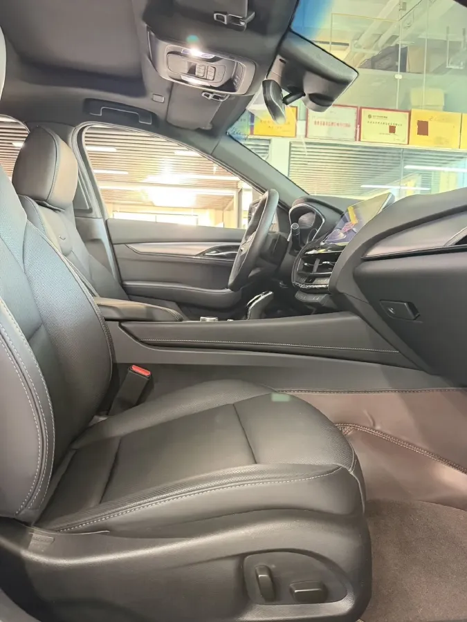 2022 Cadillac CT5 2.0T 237HP L4 10AT,autocango,china used car exporter,china ev exporter,chinese used car exporter,chinese used ev exporter