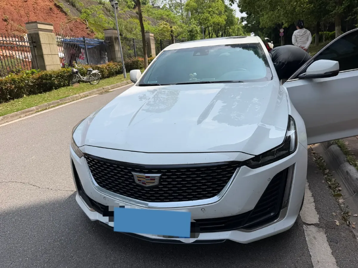 2022 Cadillac CT5 2.0T 237HP L4 10AT,autocango,china used car exporter,china ev exporter,chinese used car exporter,chinese used ev exporter