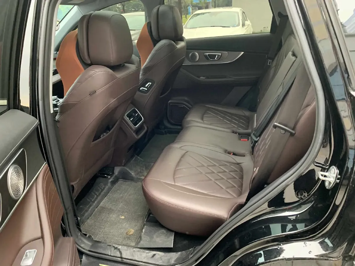 2022 Chery Tiggo 8 PRO 1.6T 197HP L4 7DCT,autocango,china used car exporter,china ev exporter,chinese used car exporter,chinese used ev exporter