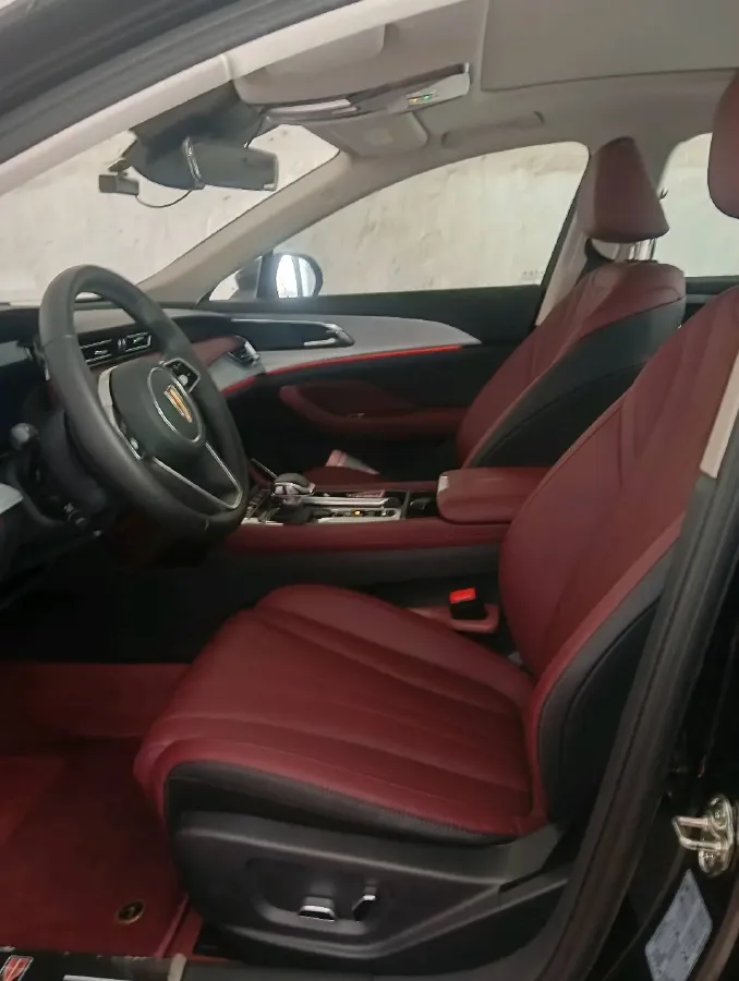 2024 HongQi H5 2.0T 224HP L4 8AT,autocango,china used car exporter,china ev exporter,chinese used car exporter,chinese used ev exporter