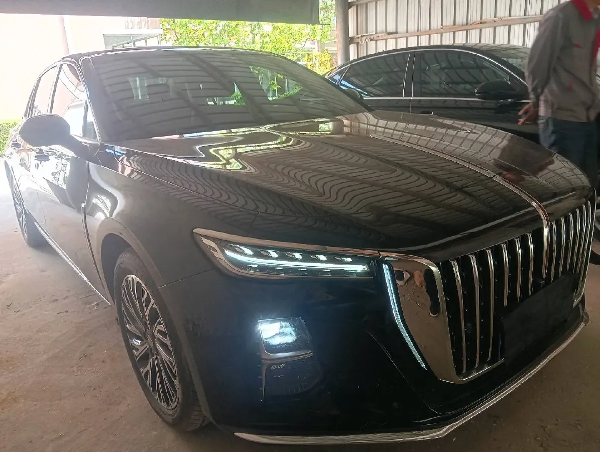 2024 HongQi H5 2.0T 224HP L4 8AT,autocango,china used car exporter,china ev exporter,chinese used car exporter,chinese used ev exporter
