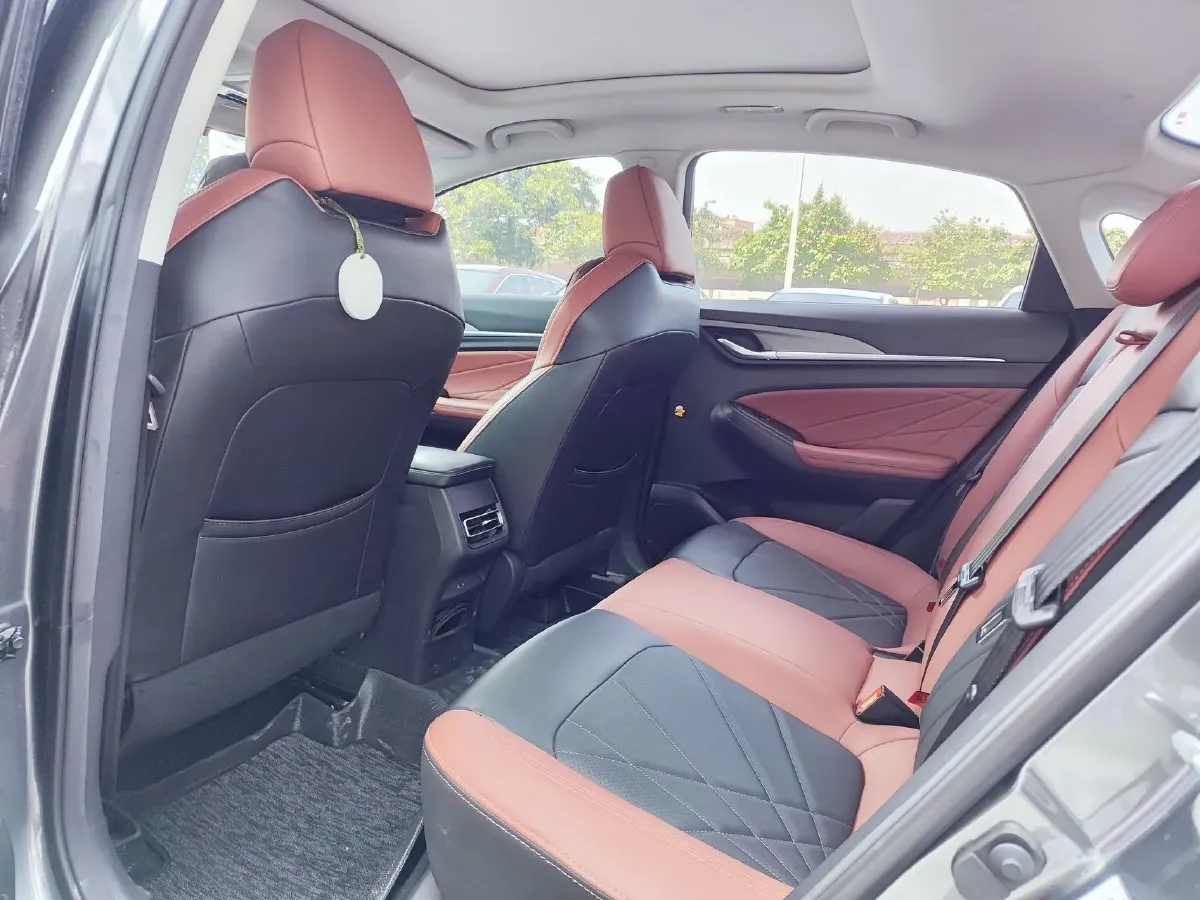 2022 ChangAn Eado 1.4T 160HP L4 7DCT,autocango,china used car exporter,china ev exporter,chinese used car exporter,chinese used ev exporter