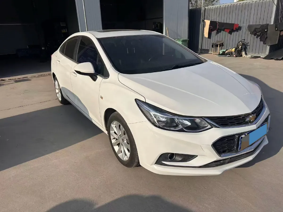 2018 Chevrolet Cruze 1.5L 114HP L4 6AT,autocango,china used car exporter,china ev exporter,chinese used car exporter,chinese used ev exporter