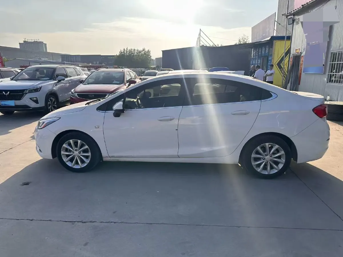 2018 Chevrolet Cruze 1.5L 114HP L4 6AT,autocango,china used car exporter,china ev exporter,chinese used car exporter,chinese used ev exporter