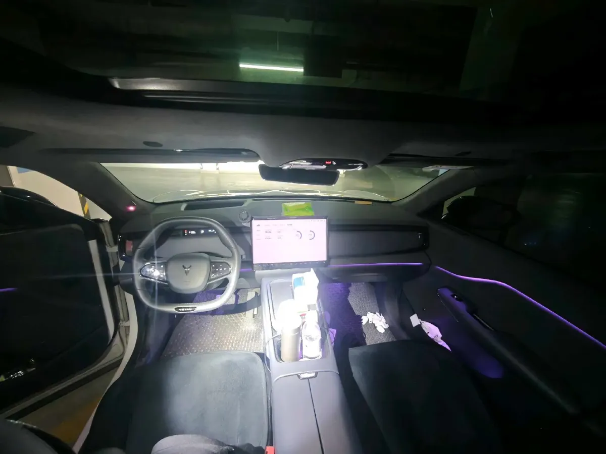 2024 Voyah ZhiYin BEV 109KWH,autocango,china used car exporter,china ev exporter,chinese used car exporter,chinese used ev exporter