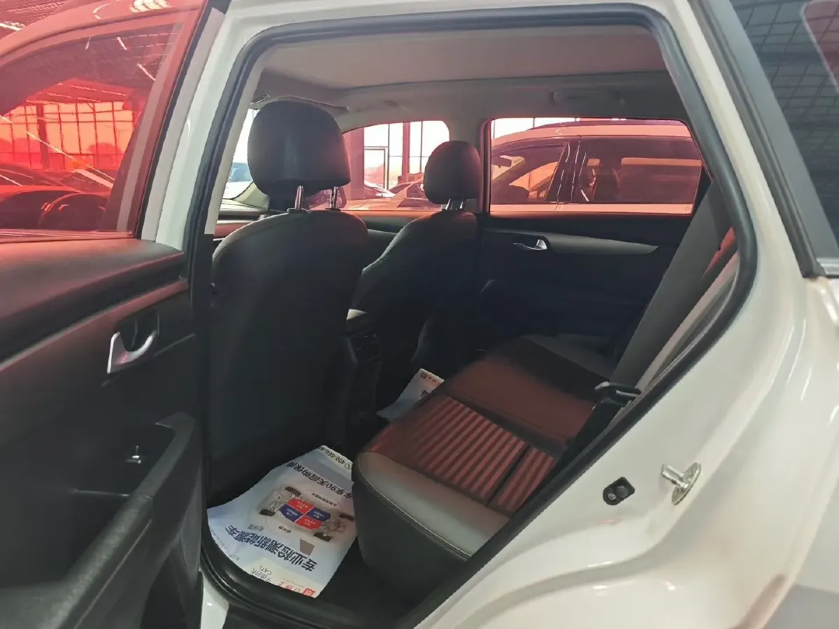 2018 Kia Sportage R 2.0L 160HP L4 6AT,autocango,china used car exporter,china ev exporter,chinese used car exporter,chinese used ev exporter