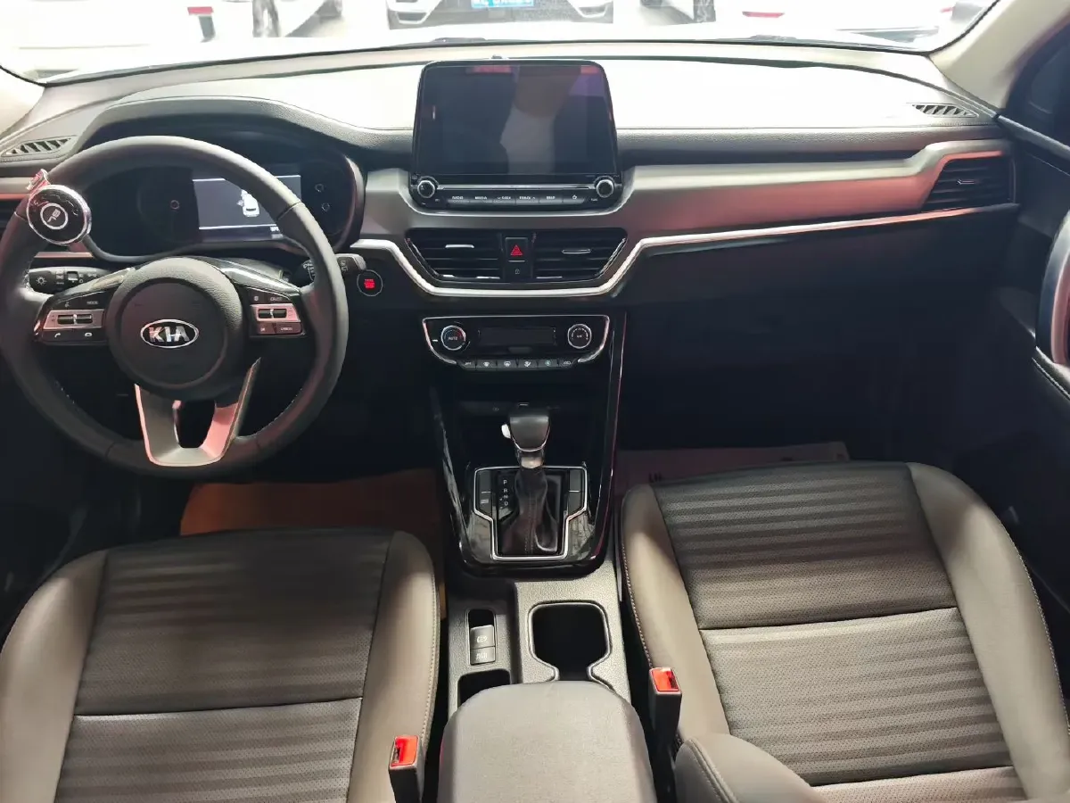 2018 Kia Sportage R 2.0L 160HP L4 6AT,autocango,china used car exporter,china ev exporter,chinese used car exporter,chinese used ev exporter