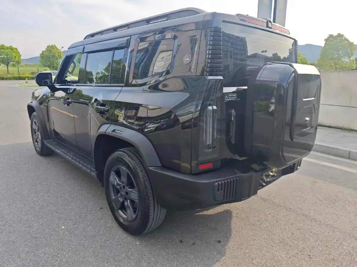 2023 Jetour Traveller 1.5T 184HP L4 7DCT,autocango,china used car exporter,china ev exporter,chinese used car exporter,chinese used ev exporter