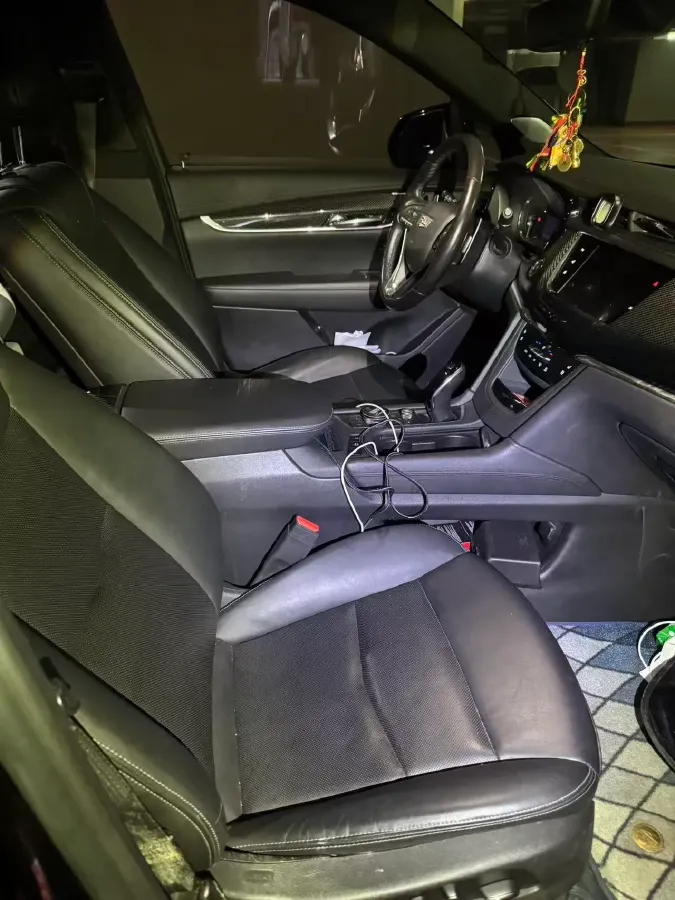 2020 Cadillac XT6 2.0T 237HP L4 9AT,autocango,china used car exporter,china ev exporter,chinese used car exporter,chinese used ev exporter