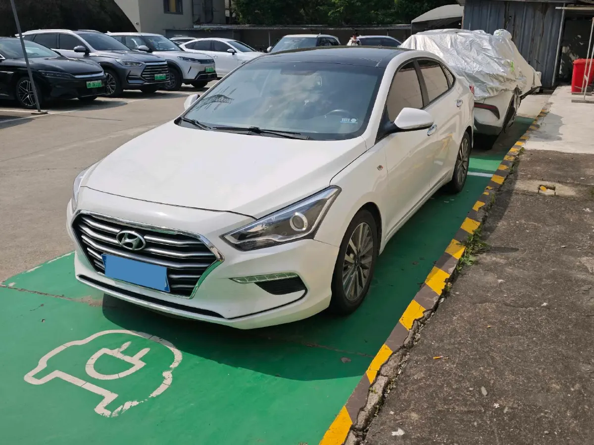 2017 Hyundai Mistra 1.8L 143HP L4 6AT,autocango,china used car exporter,china ev exporter,chinese used car exporter,chinese used ev exporter