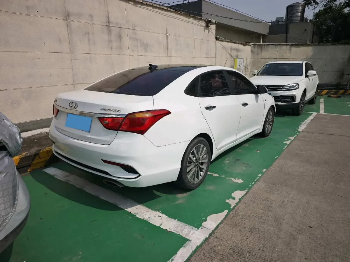 2017 Hyundai Mistra 1.8L 143HP L4 6AT,autocango,china used car exporter,china ev exporter,chinese used car exporter,chinese used ev exporter