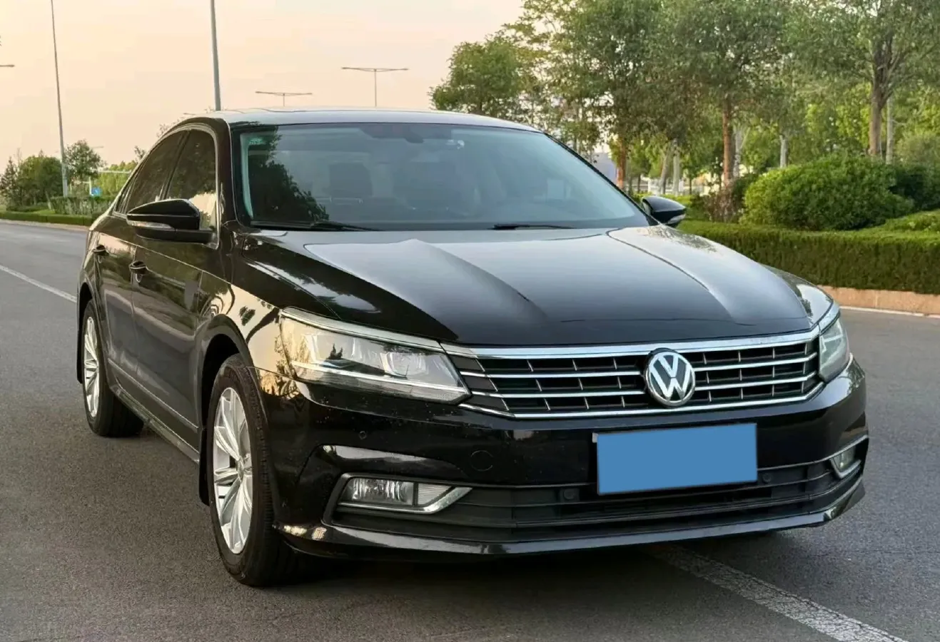2017 Volkswagen Passat 1.8T 180HP L4 7DCT,autocango,china used car exporter,china ev exporter,chinese used car exporter,chinese used ev exporter