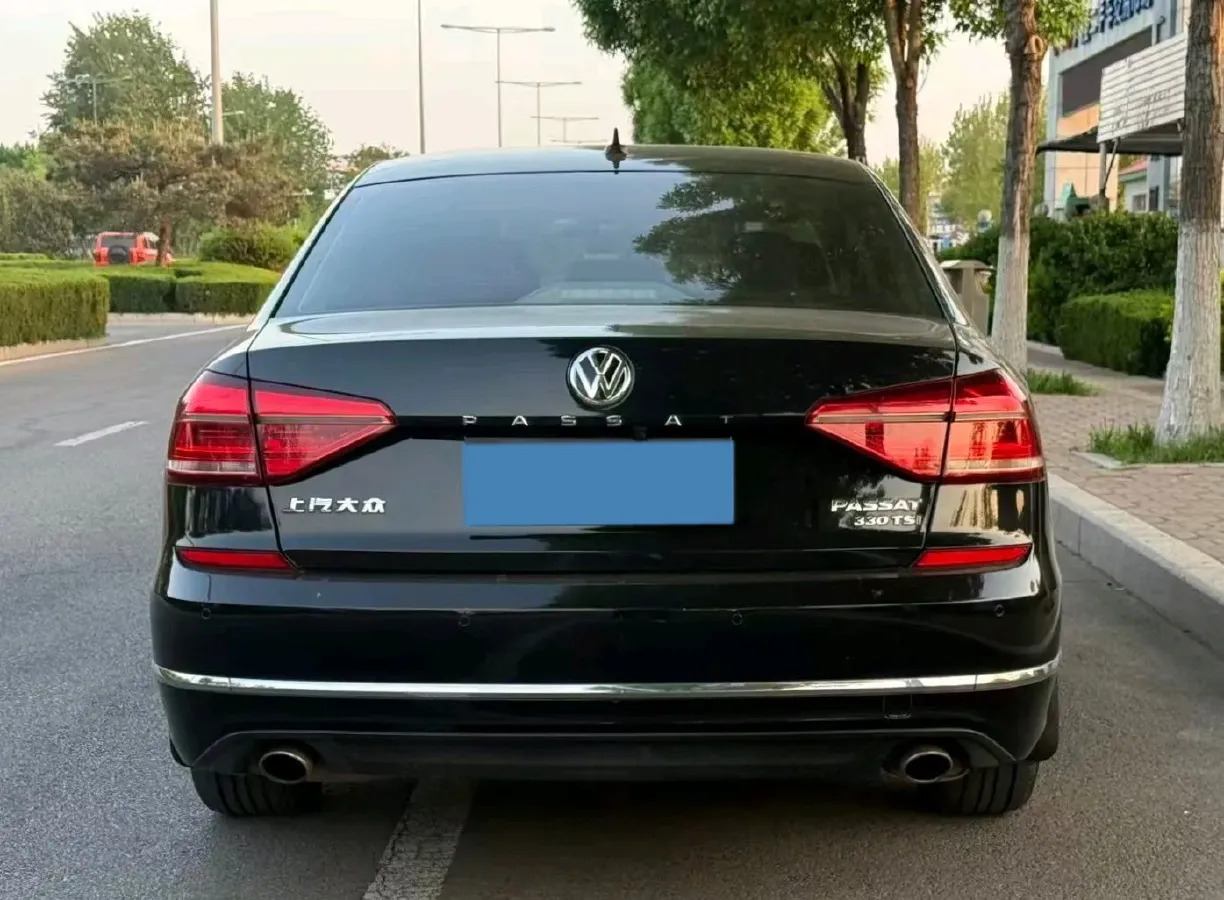 2017 Volkswagen Passat 1.8T 180HP L4 7DCT,autocango,china used car exporter,china ev exporter,chinese used car exporter,chinese used ev exporter