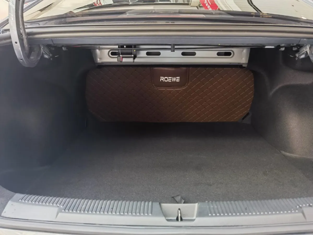 2023 Roewe i5 1.5L 129HP L4 CVT,autocango,china used car exporter,china ev exporter,chinese used car exporter,chinese used ev exporter