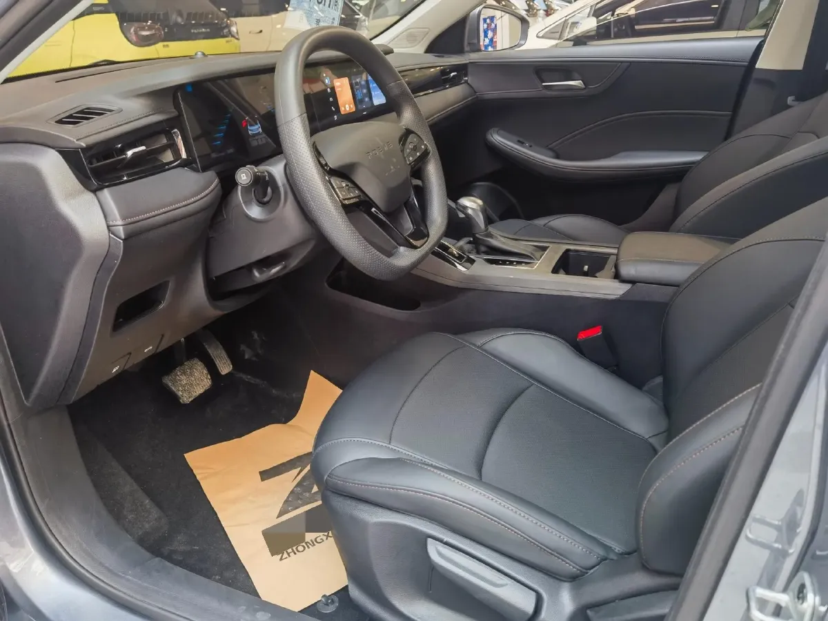 2023 Roewe i5 1.5L 129HP L4 CVT,autocango,china used car exporter,china ev exporter,chinese used car exporter,chinese used ev exporter