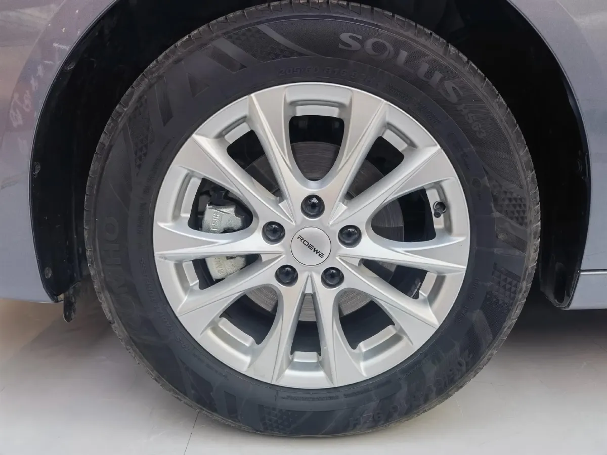 2023 Roewe i5 1.5L 129HP L4 CVT,autocango,china used car exporter,china ev exporter,chinese used car exporter,chinese used ev exporter