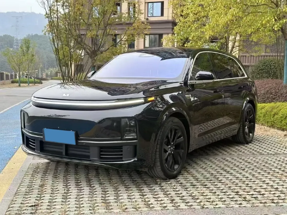 2023 Li L7 Range Extended 154HP REEV 40.9KWH,autocango,china used car exporter,china ev exporter,chinese used car exporter,chinese used ev exporter
