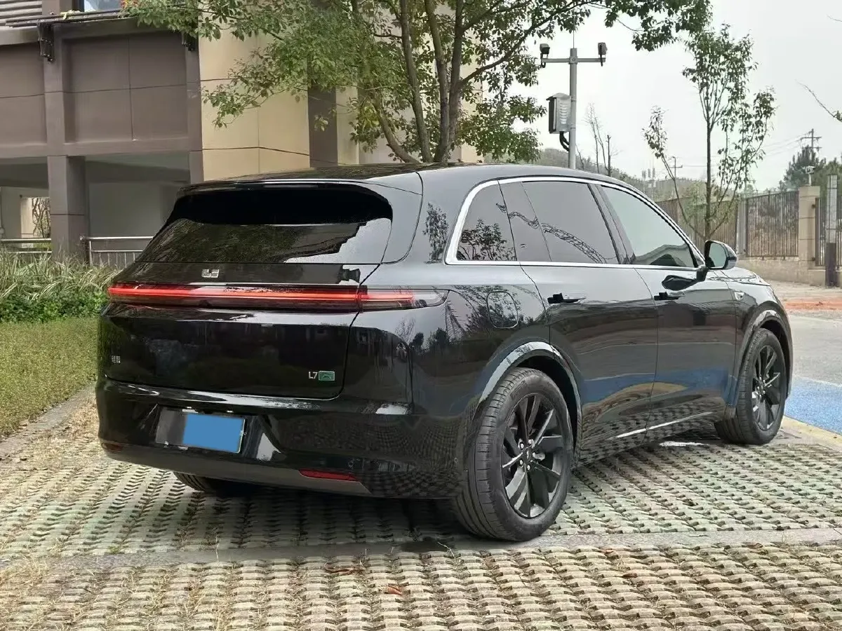2023 Li L7 Range Extended 154HP REEV 40.9KWH,autocango,china used car exporter,china ev exporter,chinese used car exporter,chinese used ev exporter