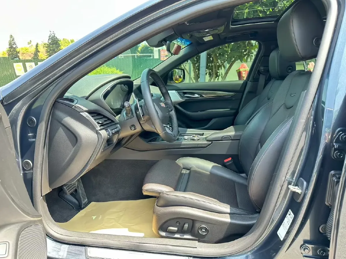 2020 Cadillac CT5 2.0T 237HP L4 10AT,autocango,china used car exporter,china ev exporter,chinese used car exporter,chinese used ev exporter