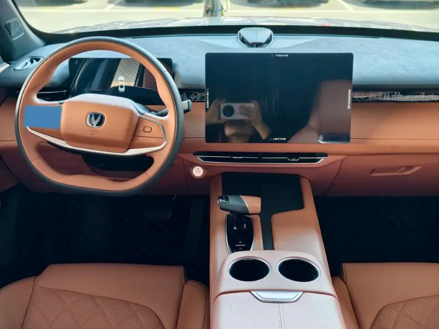 2024 ChangAn UNI-Z 1.5L 98HP L4 E-CVT PHEV 18.4KWH,autocango,china used car exporter,china ev exporter,chinese used car exporter,chinese used ev exporter