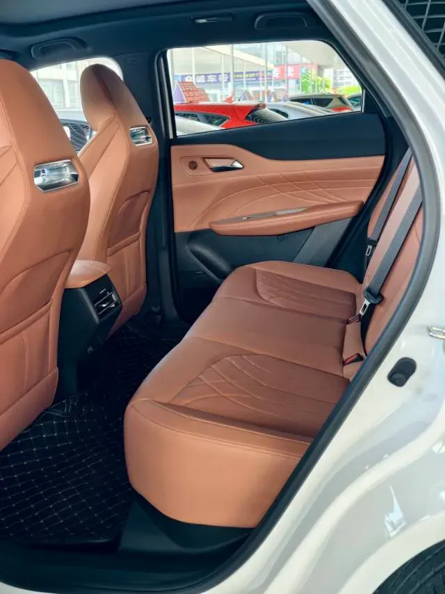 2024 ChangAn UNI-Z 1.5L 98HP L4 E-CVT PHEV 18.4KWH,autocango,china used car exporter,china ev exporter,chinese used car exporter,chinese used ev exporter